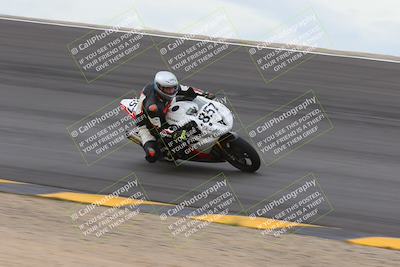 media/Jan-15-2023-SoCal Trackdays (Sun) [[c1237a034a]]/Bowl (1125am)/